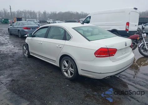 2015 Volkswagen Passat 1.8T Se from USA, damaged, VIN 1VWBT7A38FC010734